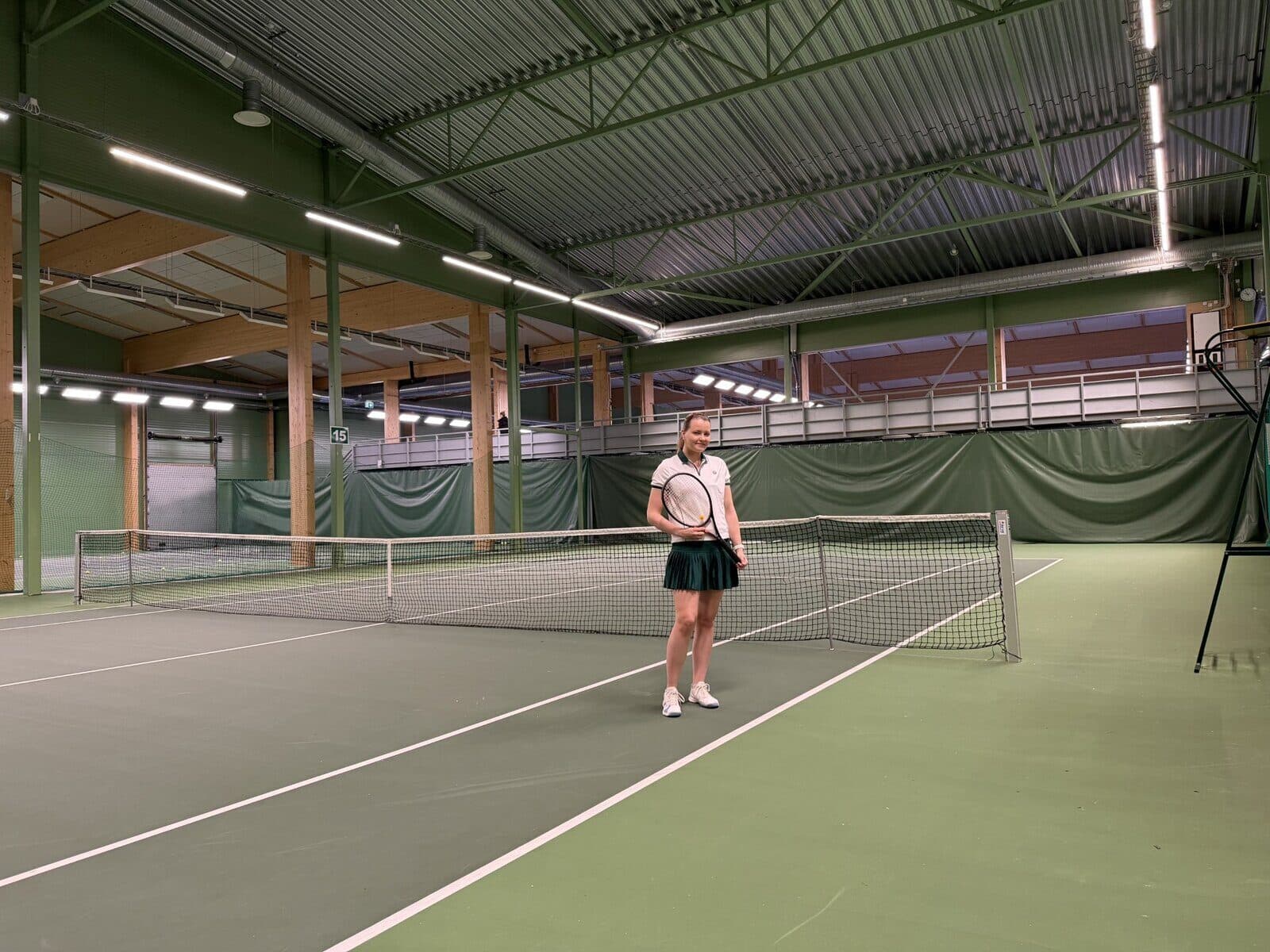 Jasmin playing tennis